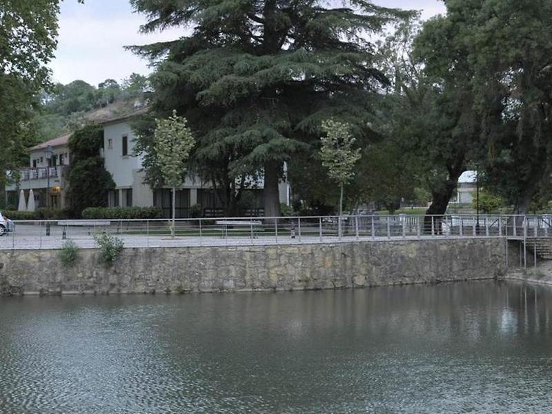 7F98EAB59C9FBD9202A93D4E4E6B8F5D