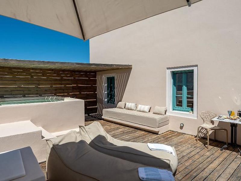 75ED10878226A7695F93F434ED3DB2DC