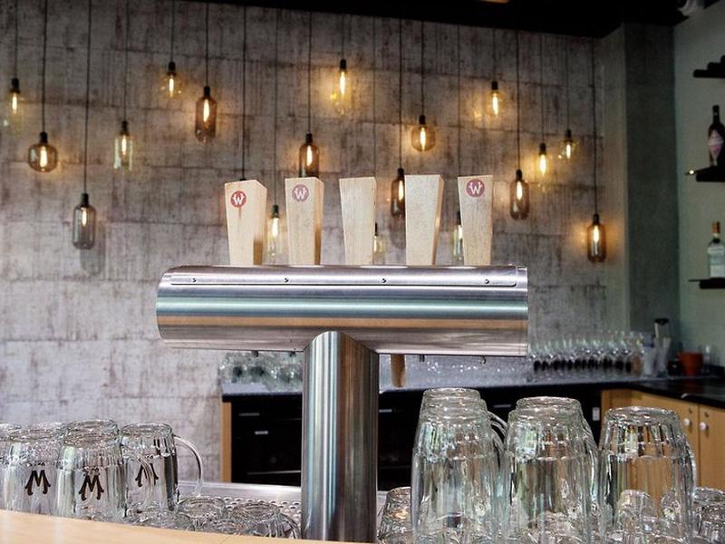 AEF6C3588121F58407BEF071549B3FF2