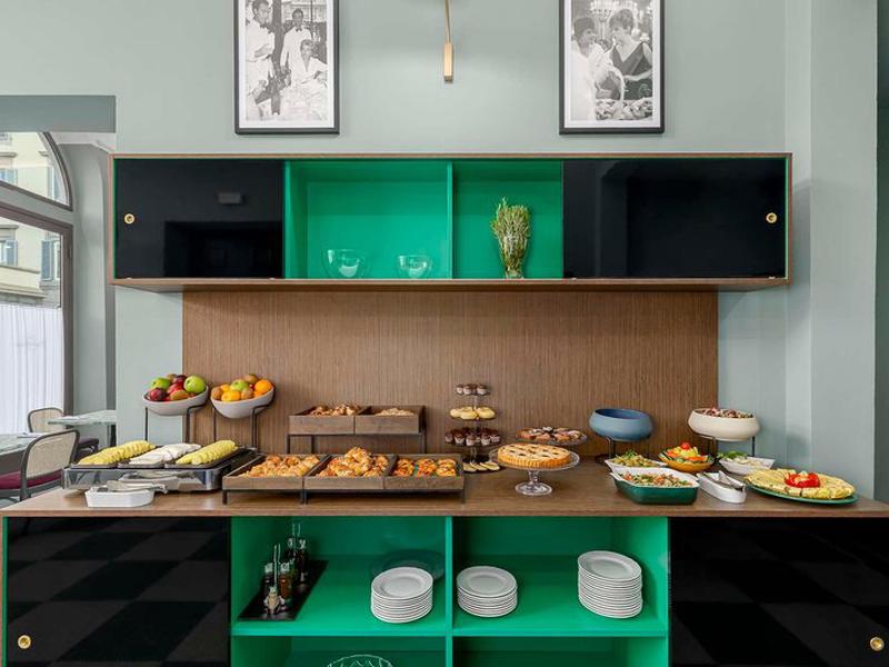 E3AB1D55A98F64EB0C31A2245D8E0C93