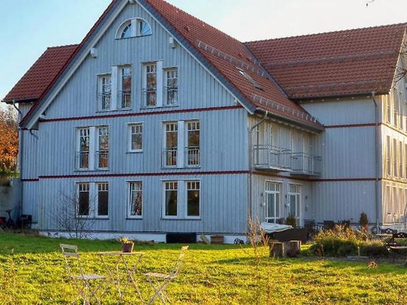 80FC977FBE4C734A37A591CC4D7FEC33