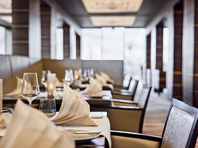 8EB26DFFED5AC8F7E477E41F7E6EC995