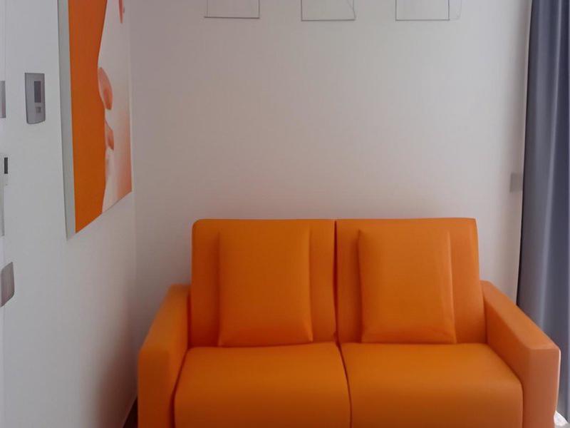 7157B38AEC7DD2D4AB3352B5B68875C6