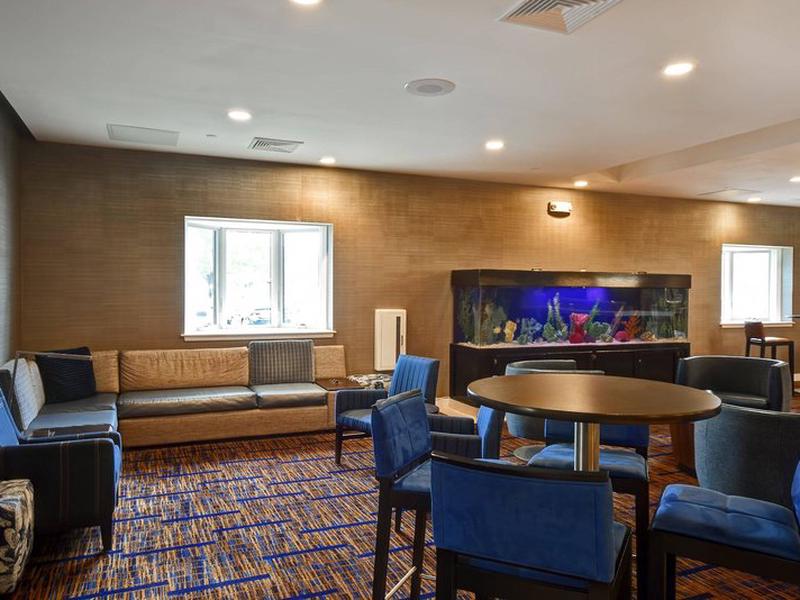 4D467CE93359707B51E48967D37049E8