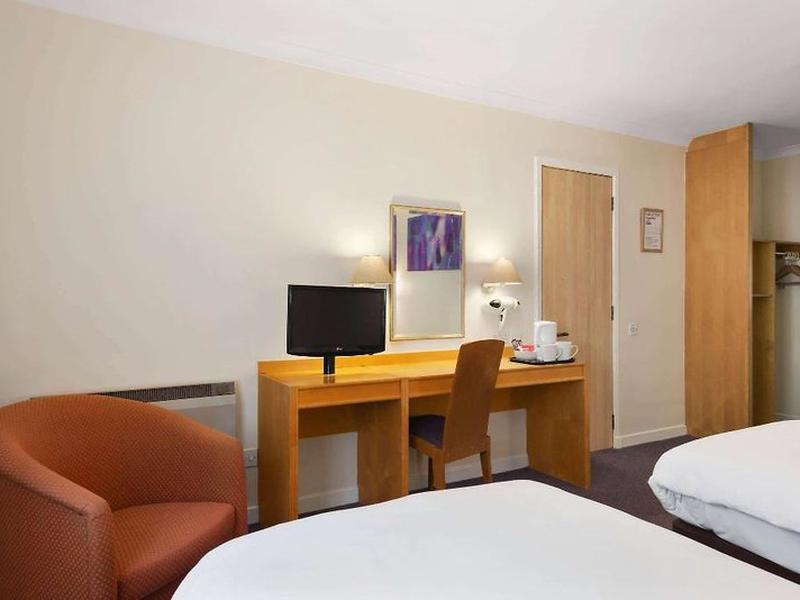 32BE102096662499104ECF95B4C9FDFB