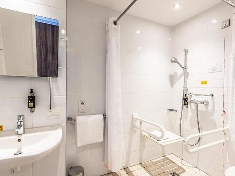 2F9FDE4C754E6580F3E9AEAD67EDBE89