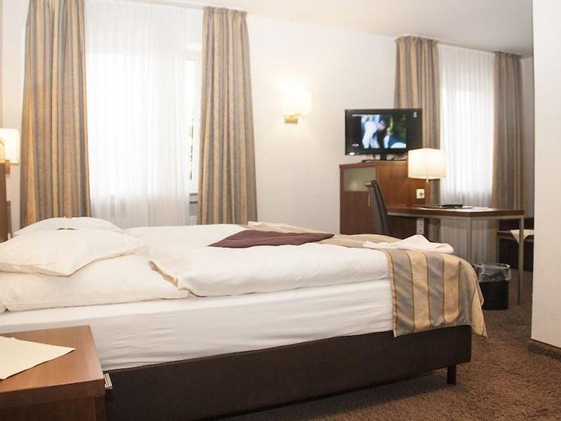 D7D70BE4188F135A5A49E4D5206254A4