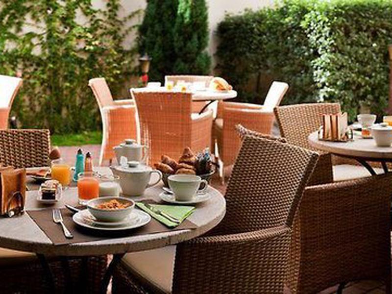 38F217CD8EB683A2C5BDAE6FBAC8EDD8