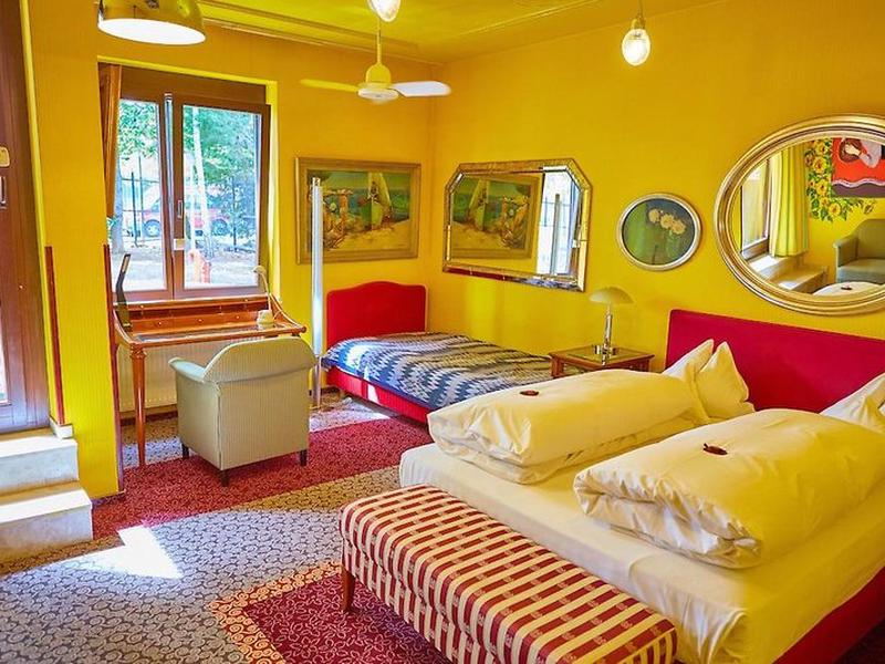 33937DCA7FF95DA6166C56BF5E2BF591