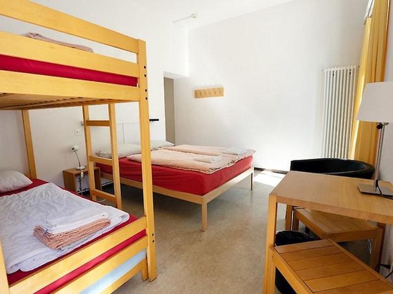 9CD3869162F1753633A1C91BE54927CA