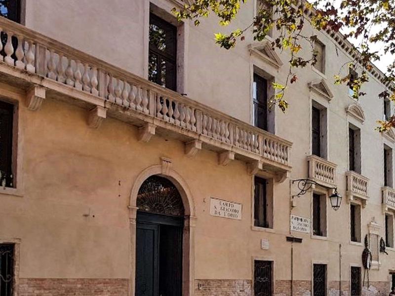 776B41C6E89C46F5F7428C82AF2F6A61