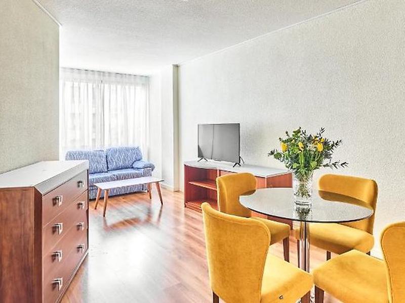 B926E097CBC2AE4C8C9FDA12D5424094