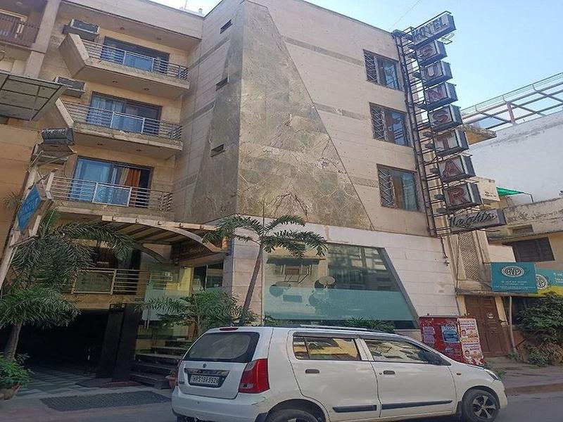 1FF23BC276A411A47E3E272C4B28DBBA