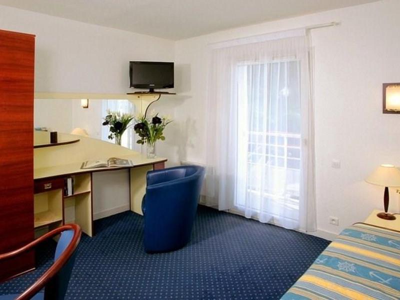 5AFBE2EB6DF8A24441D26776D0D8C672