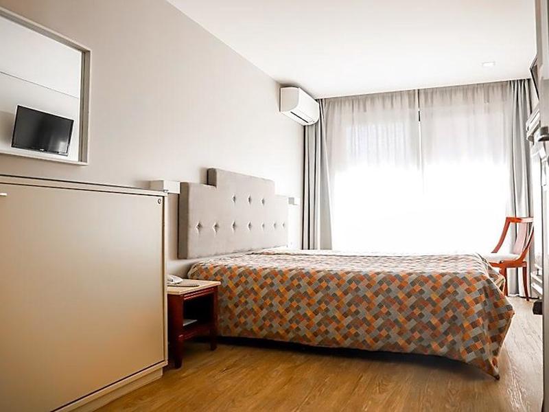 A886A4DB16E779383FBB39E44FE12302