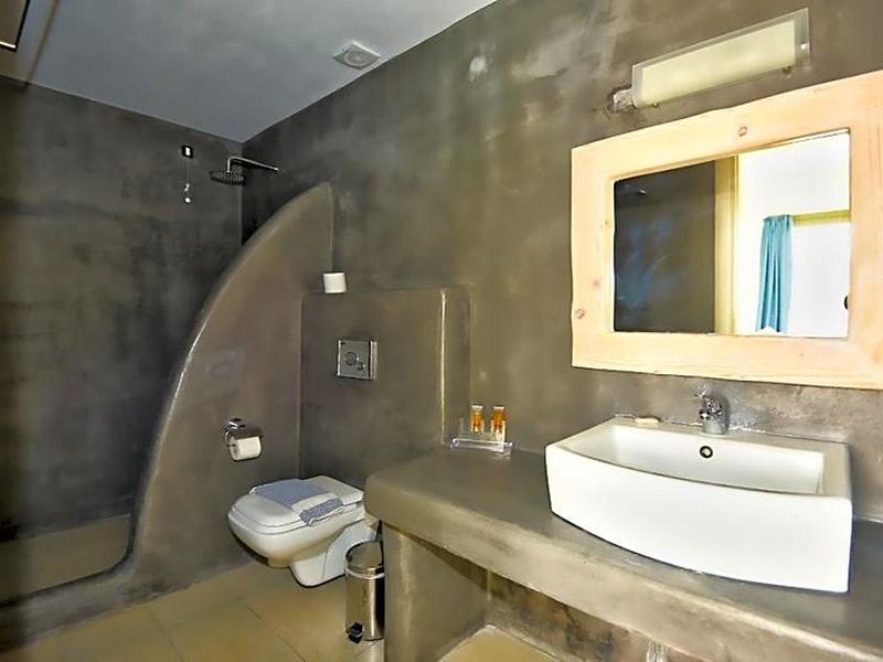 A2C36DC2A4807D3235B1B9DEA7DD8EC0