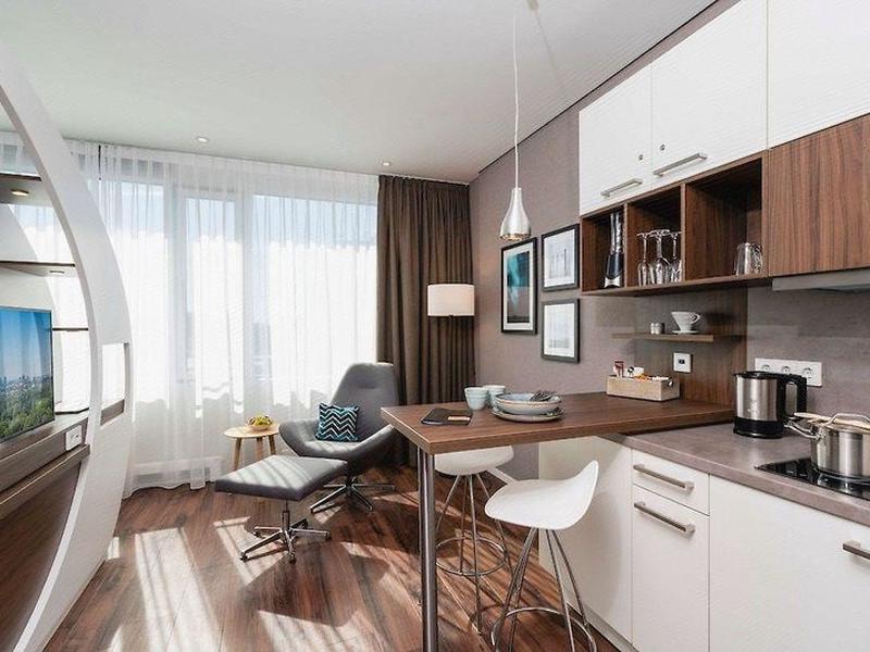 3A5112ECBDD0A77B24F0BD2303FF581C