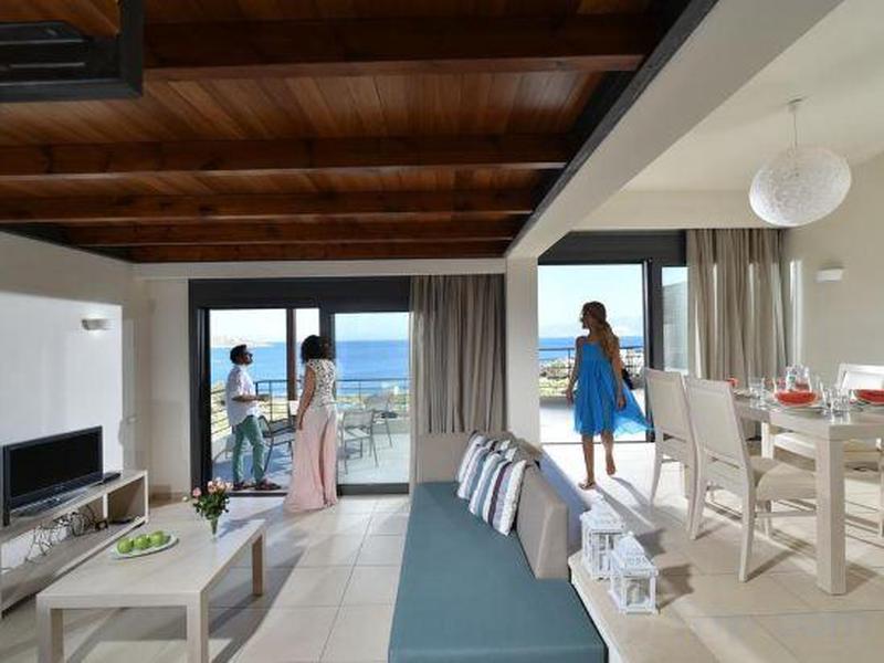 5EFFB60996F7324F73CA6DCBD0E94562