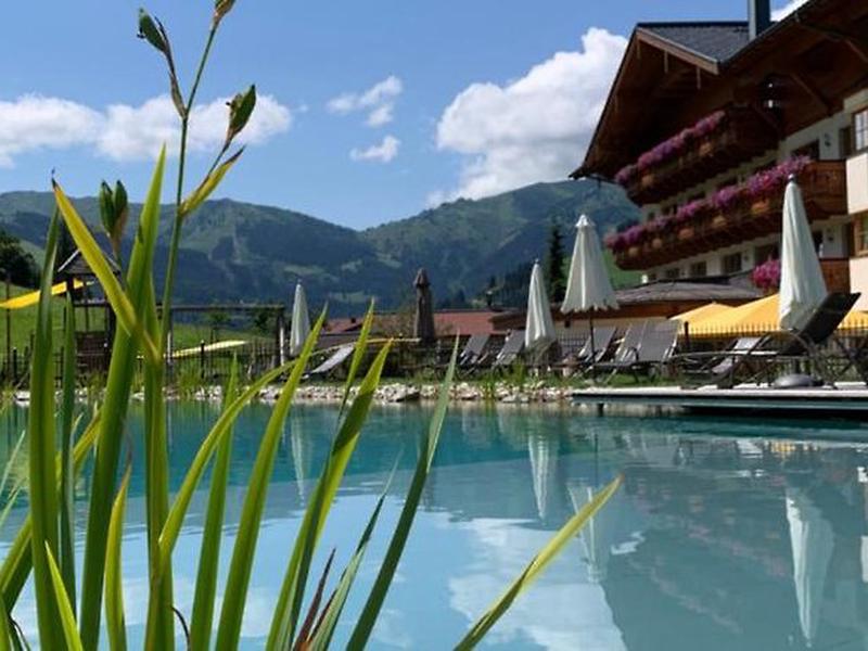 BD269FFF246B1A039CAE2900E7D23585