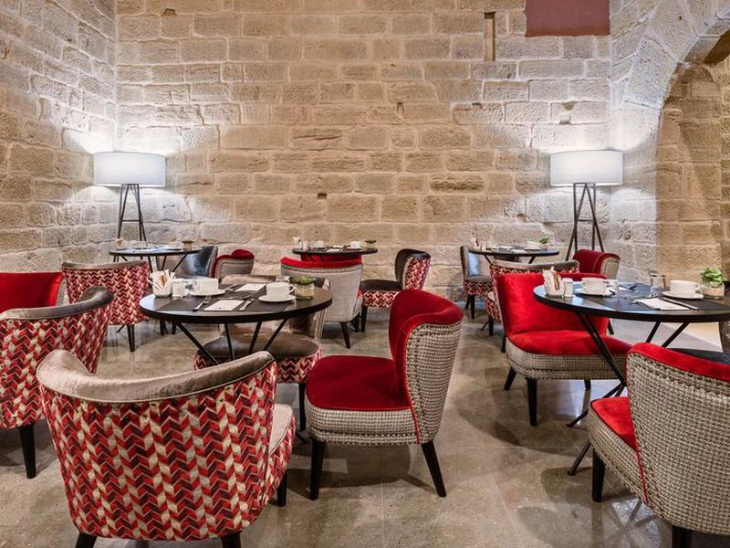 4EEFDE6F956CBFAFFDEB9E2F011CE250