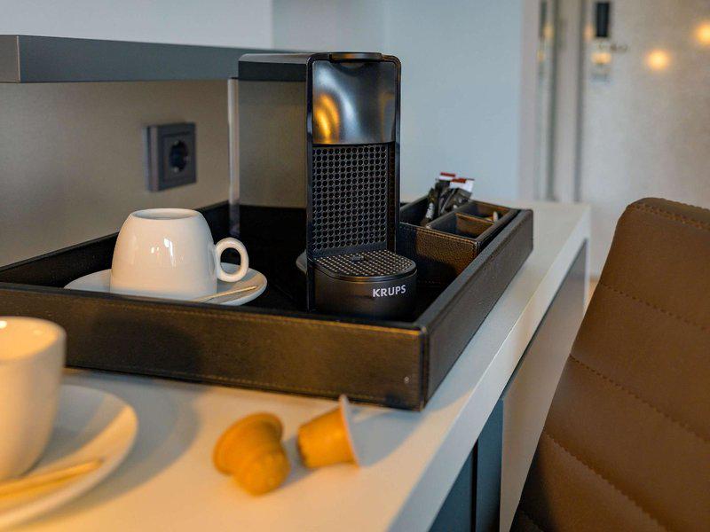 619A3F31637AD102DF168DDCF2A0E04D