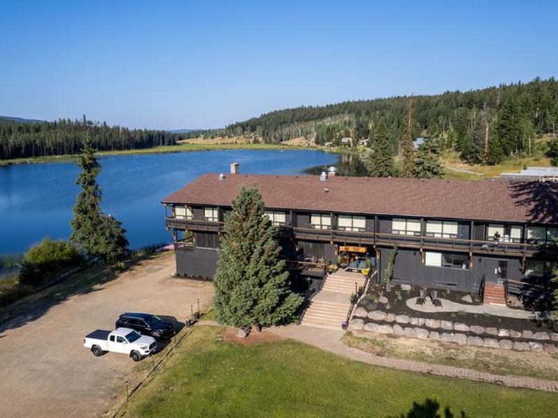 FDD1B2E729453D99088E5BA3563A703F