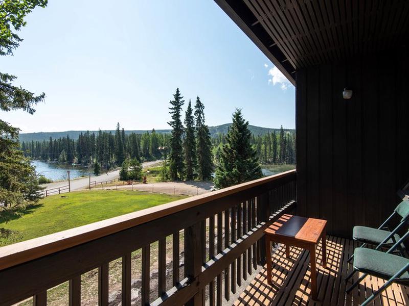 77A4714FF1A0A05550DF5BB3F18E9D31