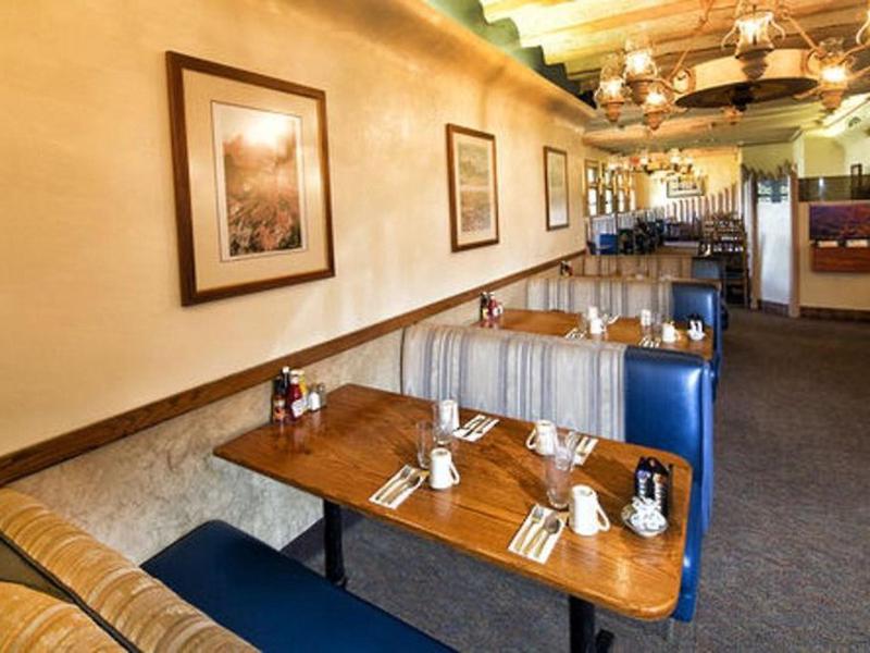 8F42E0BE338D637B7326EF0DD3856DA4