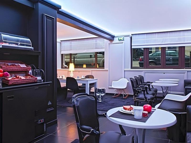 81AD7B8DF468F58D76EF22688DAA82EC