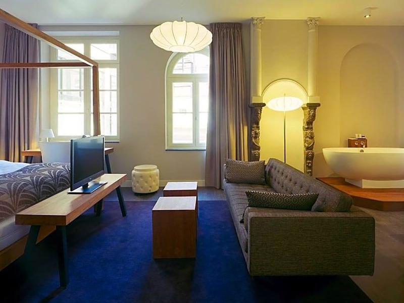 8E0AB3692BE3BAD8B84D8118630C5798