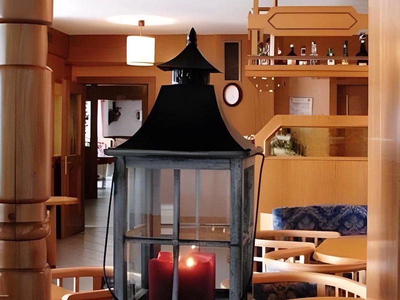 AD797E78880D5F4DE344C430AD9C1A0A