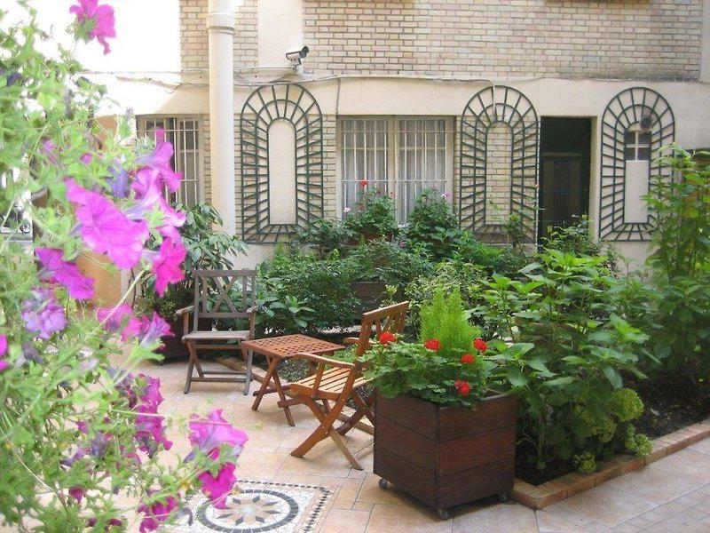 775E0964510A385B2128D7FCB97C8220