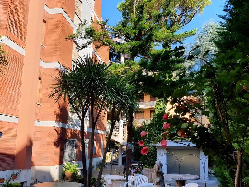 A7178EAF2385F1881B8452FA3DAEFF7E