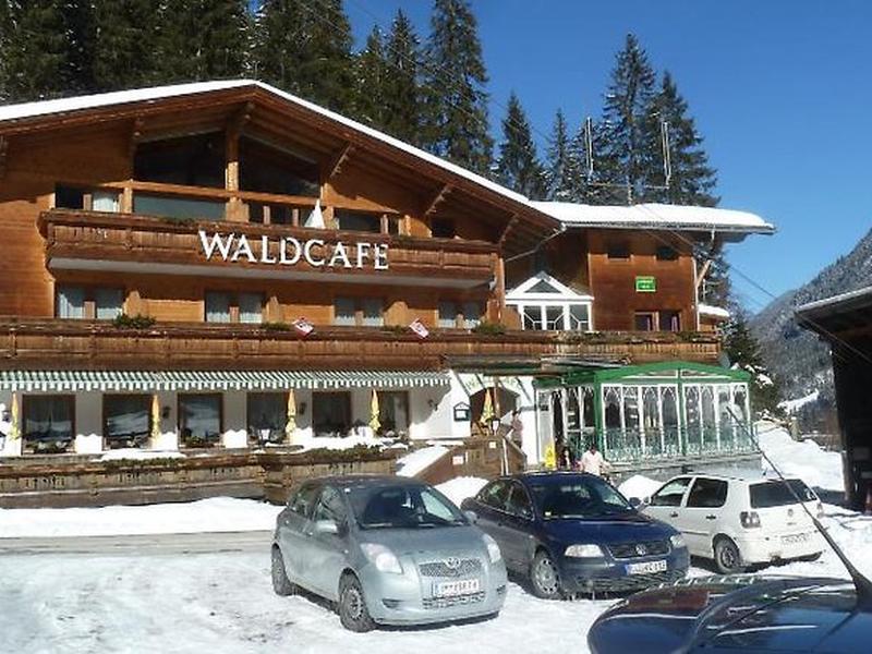 597544C12B3EA319F35D32BAF05B149C