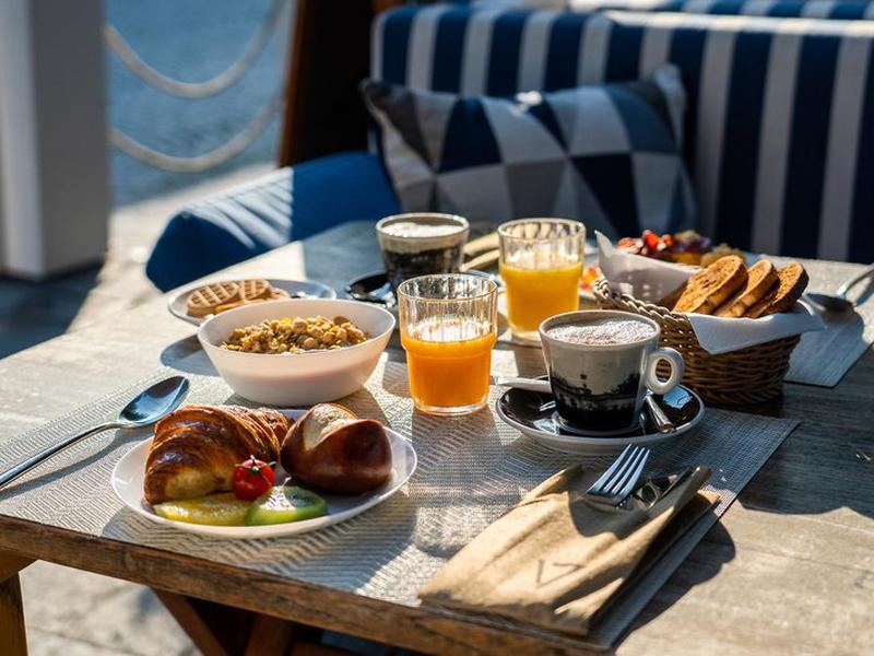 643B7897F20DE1EA2300F26BD733AAA9