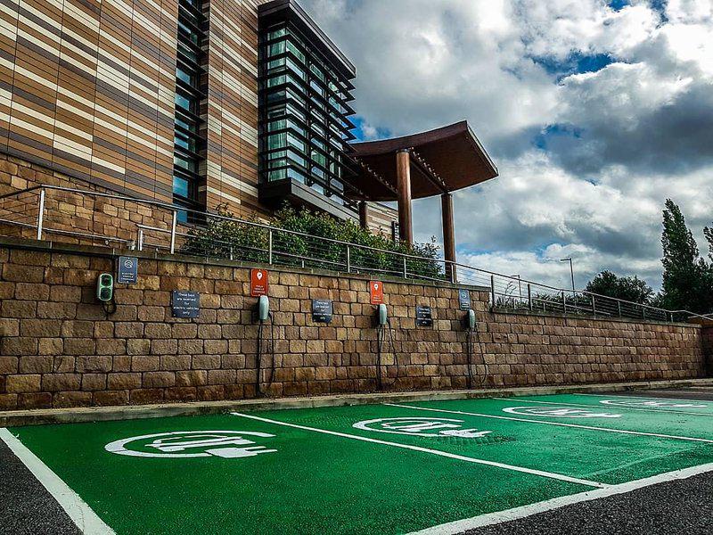 4DE53DA4E8194420D6D3799D18A0D09F