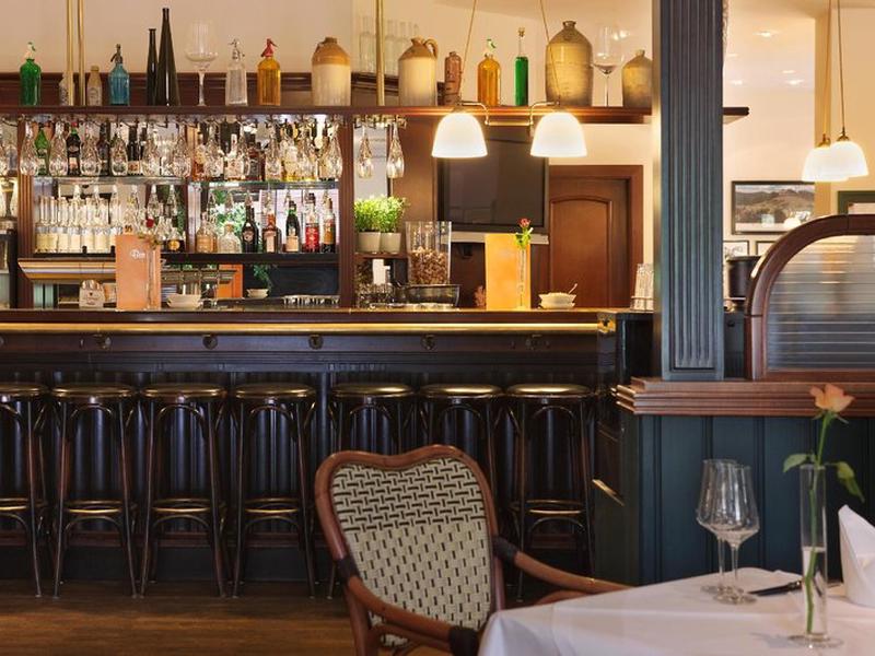 B5E83DF4F9528A6F15F7317F2BC0FDBD