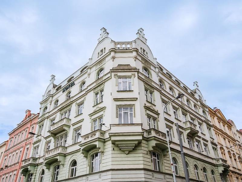 F086A783793B4F6E93FA856F5C03801F