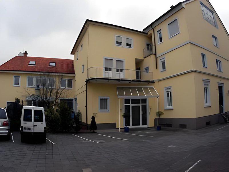 4F02FCC822FC5E6B3C72640A1CF93357