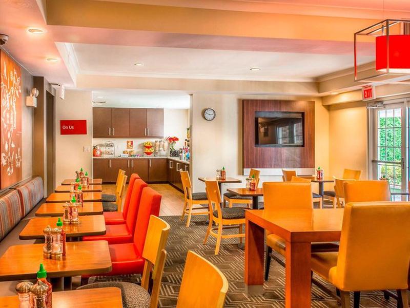 1F25AC8E718BA5769D72BB967B00109C