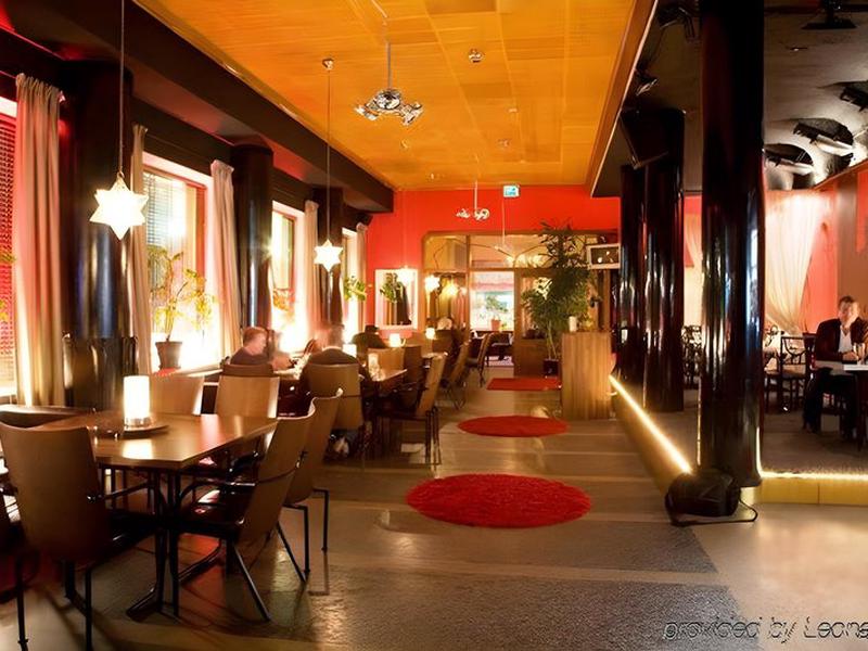 659CC332DDC6972A913854A3806776E1