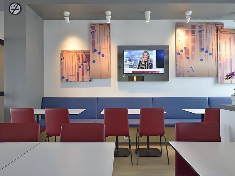 F3FAB4AFDAA6E8DDC302C763690192E1