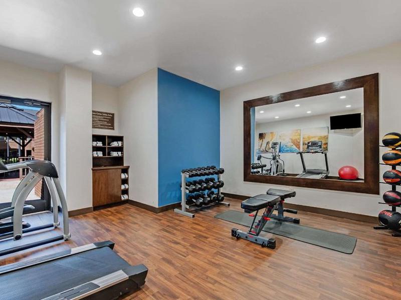 248A147AE349FF20F333D6FF450D873F