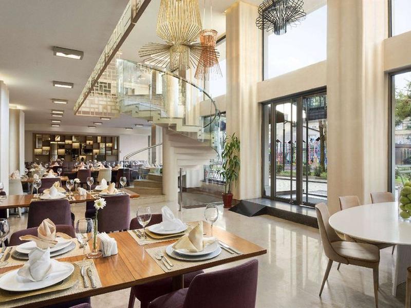 100CFA7D059998A89B5FAFCFF0E33981