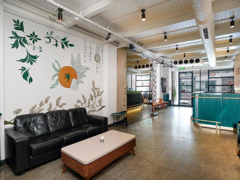 274CC2E295BB867BD012E8E291AB1B9E