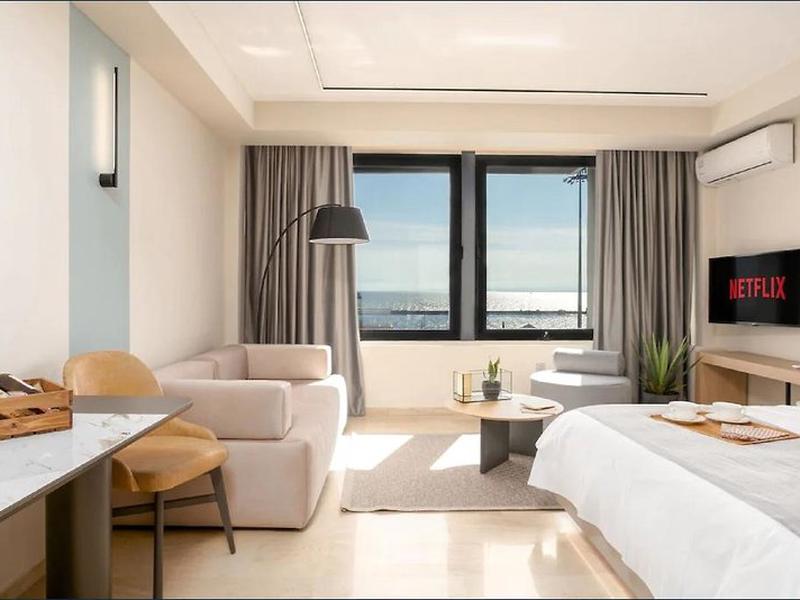 3AC5722BBDE9C2E85A112E1D9F0E815B