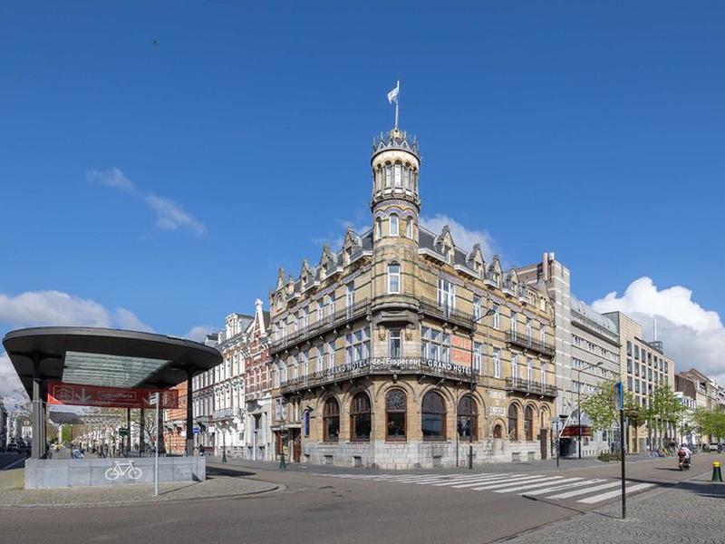 9EBAF9EA5E8E5FB1D2C74C9A246D809B