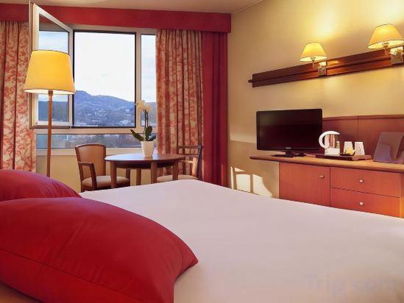 4411E1C85933C793408D867E1A402F39