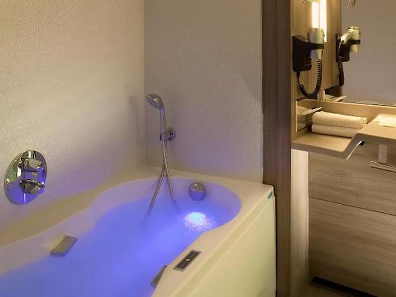 61DE1A913FBB5C25F9D627861959F96E