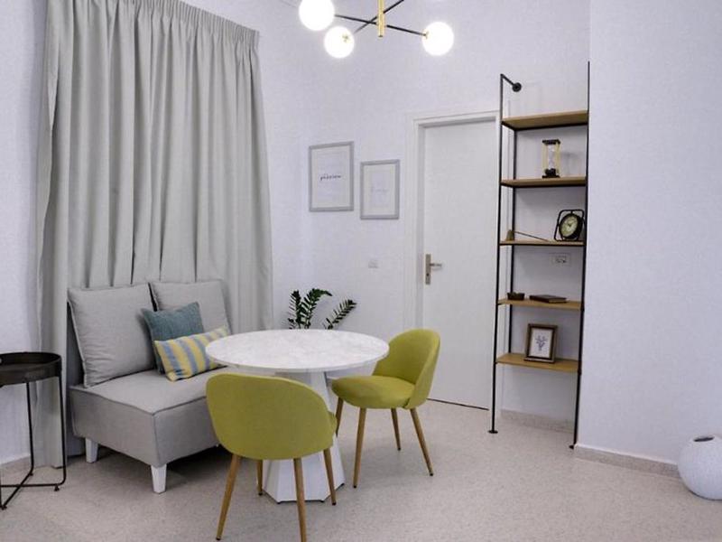 03FA4E9AB9C83A0713EDCBFA4AA0D5D0